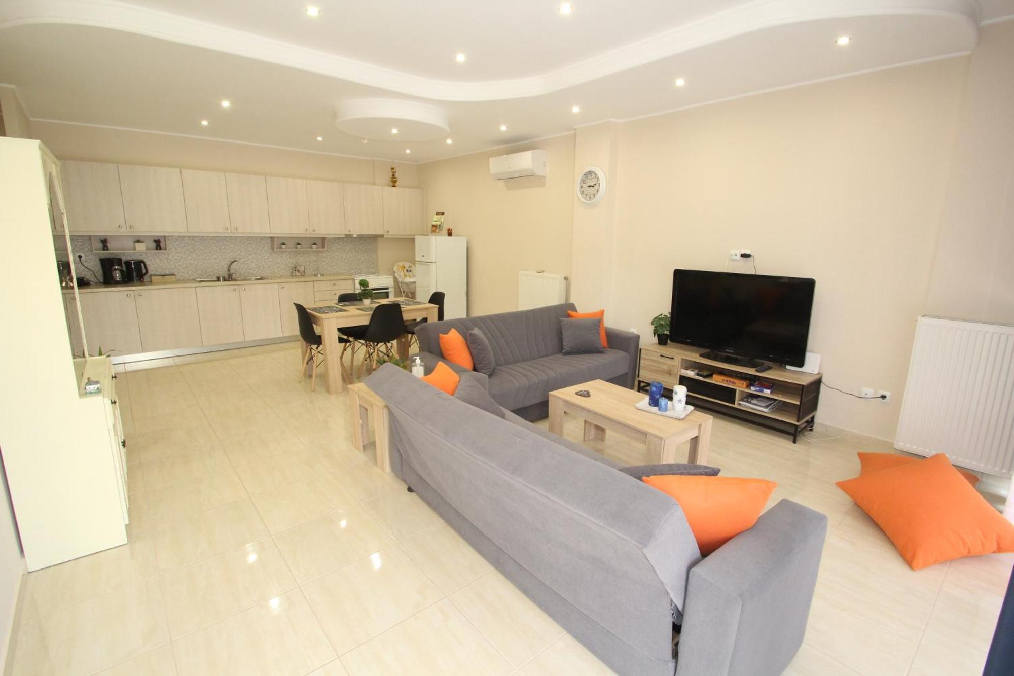 Filoxenia Apartment Луца Экстерьер фото