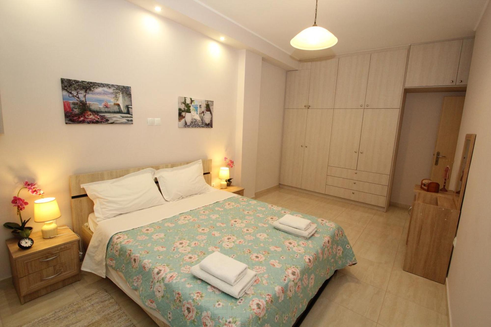 Filoxenia Apartment Луца Экстерьер фото