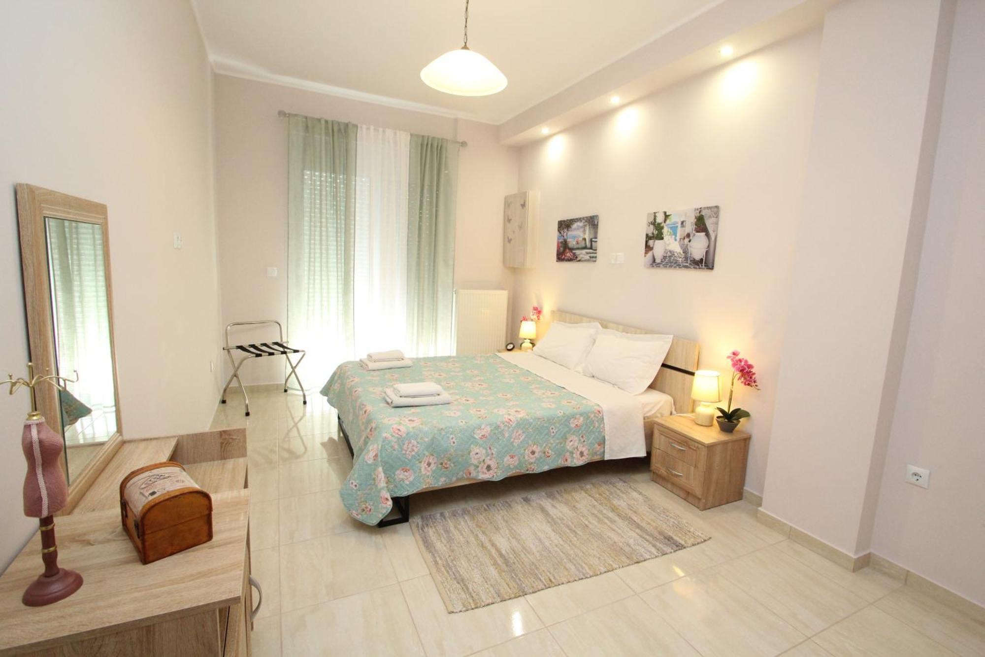 Filoxenia Apartment Луца Экстерьер фото
